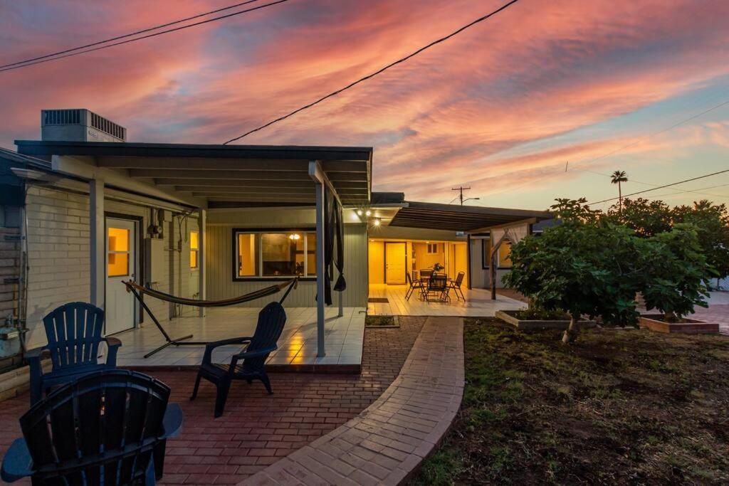 New Midtown Modern Studio With Backyard Phoenix Kültér fotó